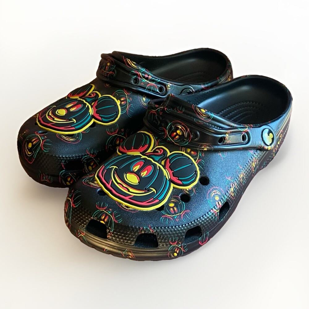 Crocs & Disney Collab Mickey Mouse Halloween Shoes Womens 9 Glow in Dark 2023